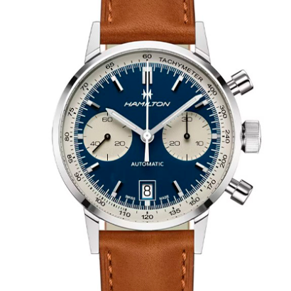 Reloj Hamilton American Classic unisex H38416541 Marca HAMILTON Color extensible/varilla Café Tipo de reloj Reloj fino Color Café Familia o colección American Classic Cronógrafo Sí Reserva de marcha No tiene Cronómetro No Funcionamiento Automático Detalles de la carátula Logotipo de la marca, 3 manecillas, 2 subesferas e indicadores de barra Bisel Acero inoxidable Material Acero inoxidable Cristal reloj Zafiro Material del extensible Piel